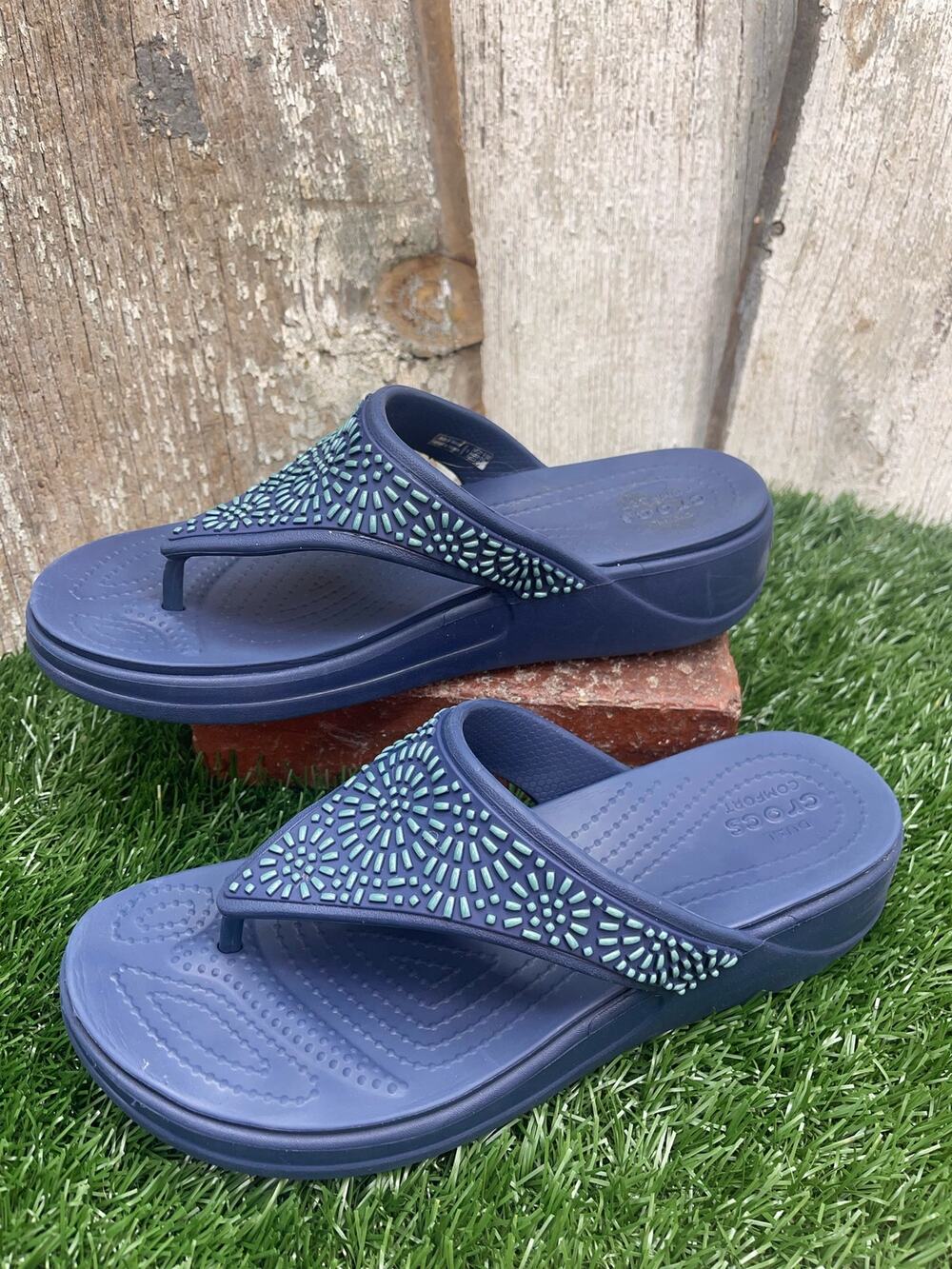 CROCS Monterey Diamonte Blue Turquoise Wedge Sandals Women's 8